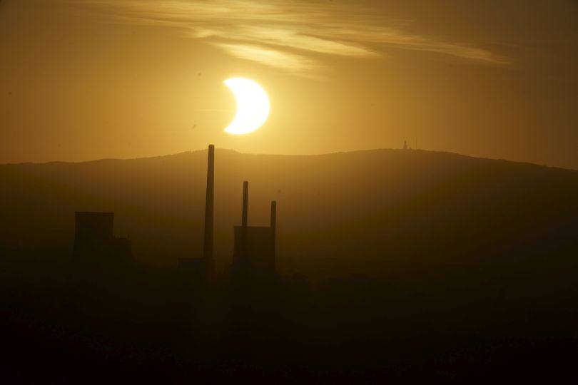 Sonnenfinsternisuntergang